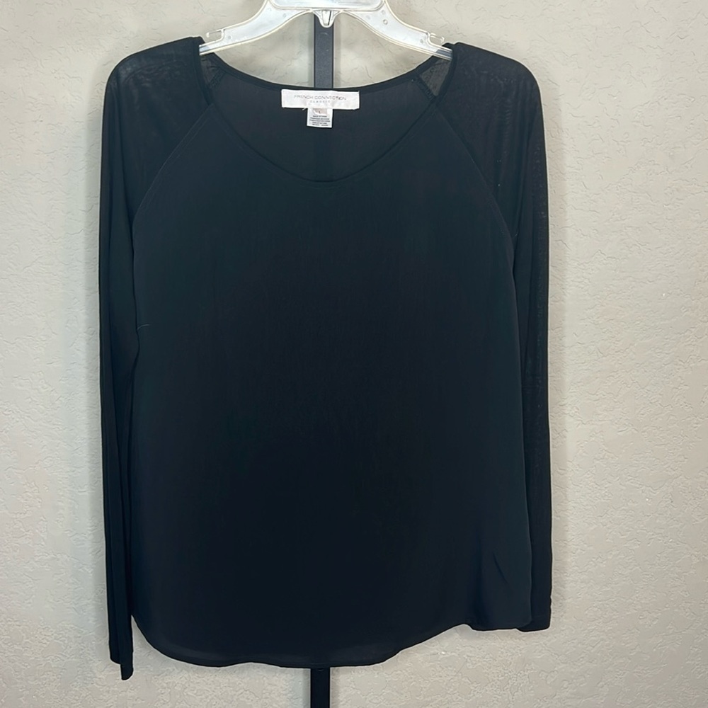428 - French Connection NWOT Black Long Sleeve Top, Size Large